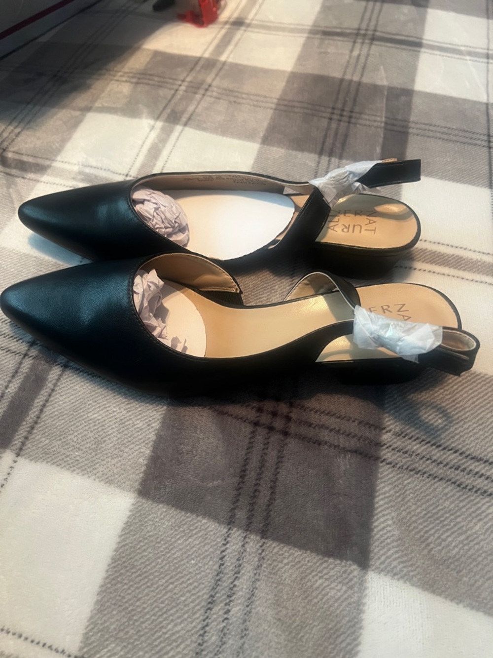 Naturalizer Black Pointed Slingback Mules - Classic Low Heel - Picture 5 of 6
